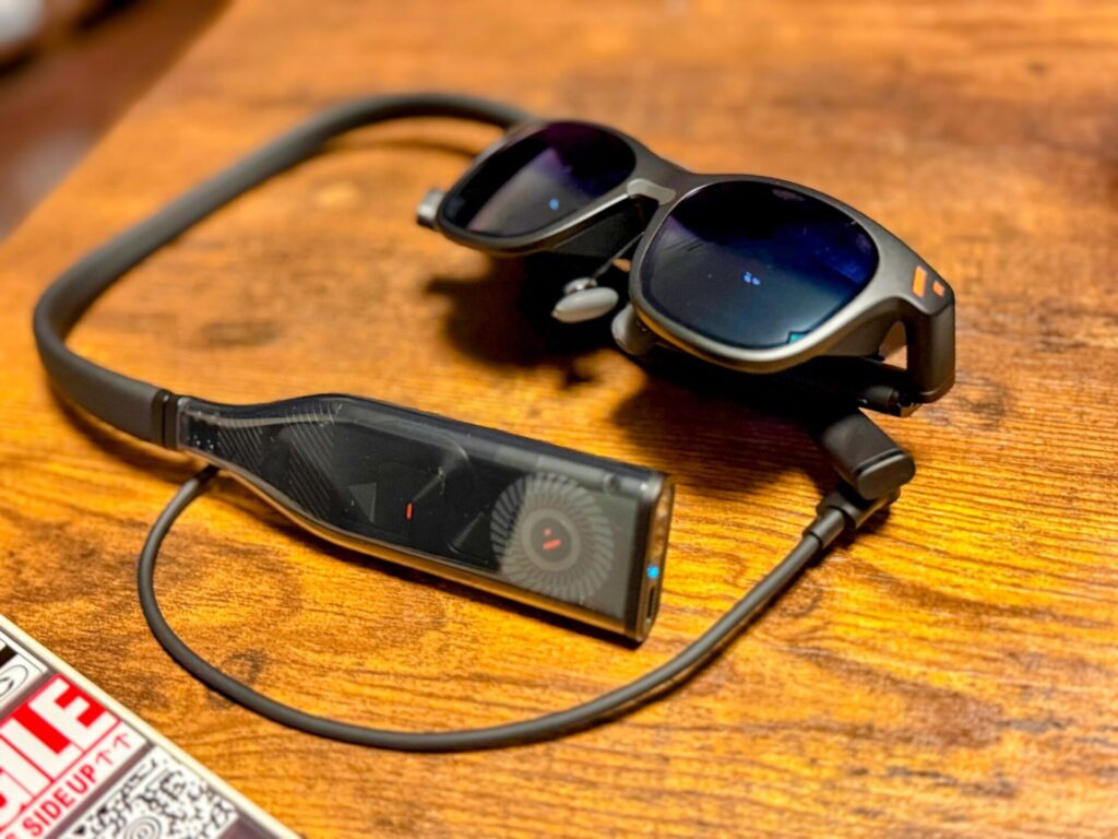 VITURE Pro XRグラスとネックバンドで「持ち運べる大画面」生活